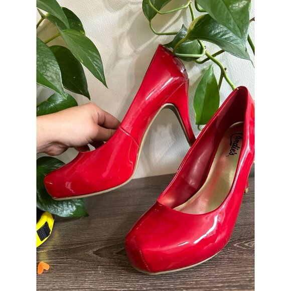 Candie’s Red Patent Leather High Heels - Size 8.5 - Picture 8 of 8
